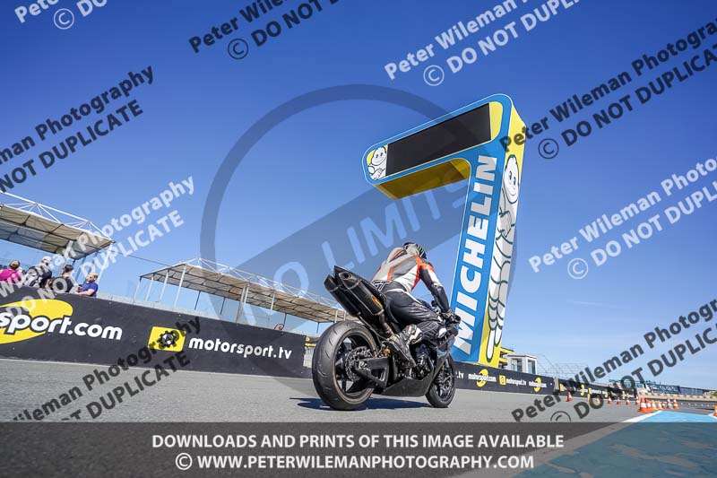 France;Le Mans;event digital images;motorbikes;no limits;peter wileman photography;trackday;trackday digital images